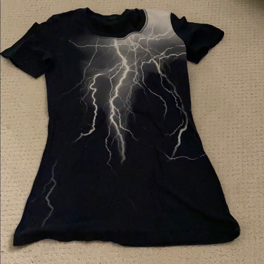 Lululemon workout top